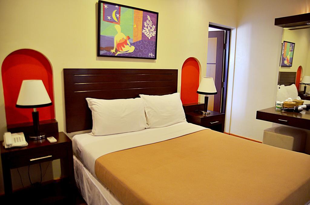 Thunderbird Resorts - Poro Point San Fernando City  Extérieur photo