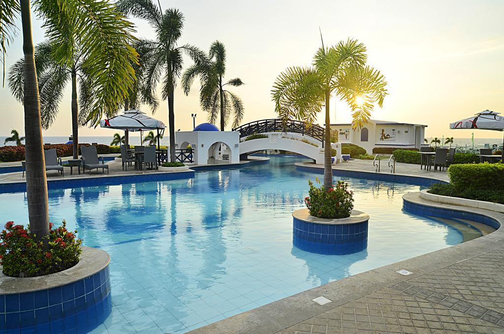 Thunderbird Resorts - Poro Point San Fernando City  Extérieur photo